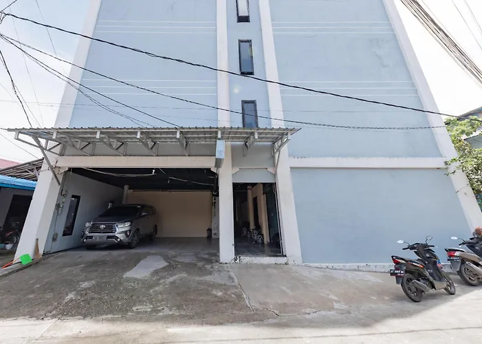 Urbanview Hotel De Grand Garuda Balikpapan